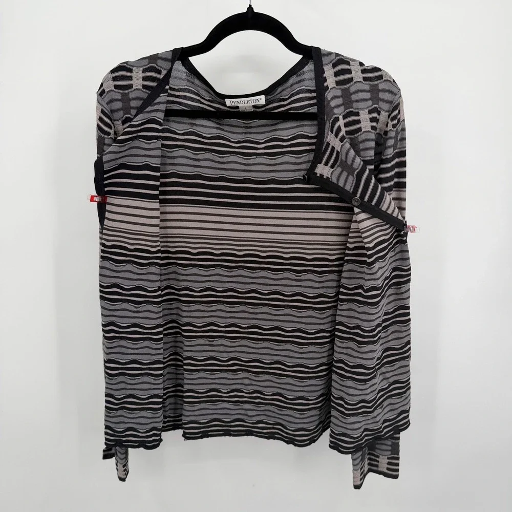 Pendleton Women's L‎ Cardigan Black Grey Cityscape Knit Button Long Sleeve